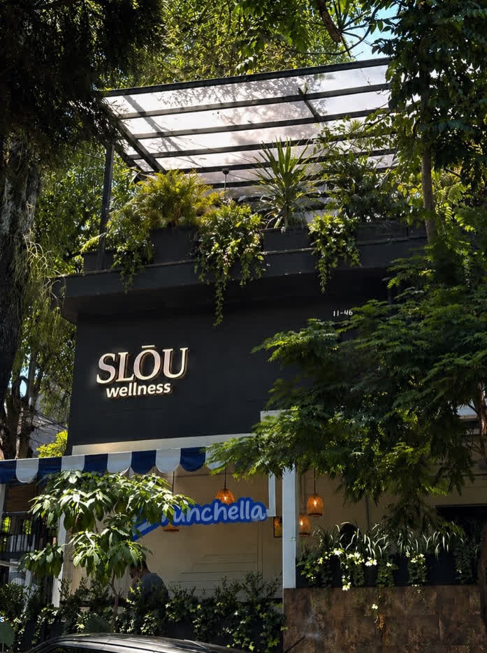 Fachada de SLŌU Wellness en Manila, El Poblado